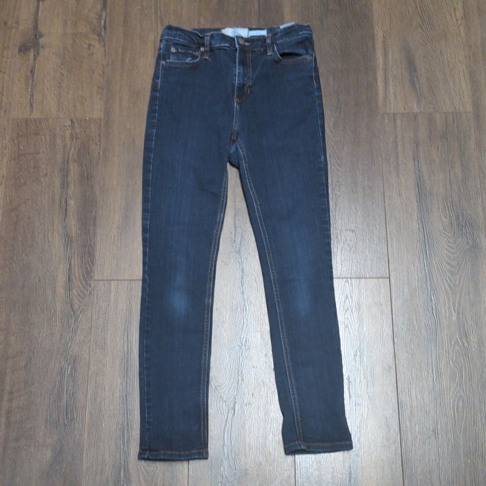 Free People Hi-Rise Skinny Jeans‎ Dark Wash size 28